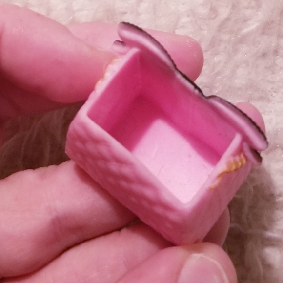 2017 L.O.L Surprise! Dolls Lil' Sisters Posh Pink Bag with Black Bow MGA S2 - Picture 3 of 7